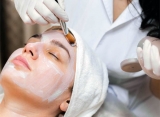 Capacitación online en SAENI: cursos de cosmiatría para iniciar en el área de Estética