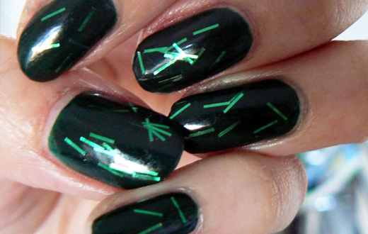 Glass Nails: 10 diseños para lucir uñas de cristal